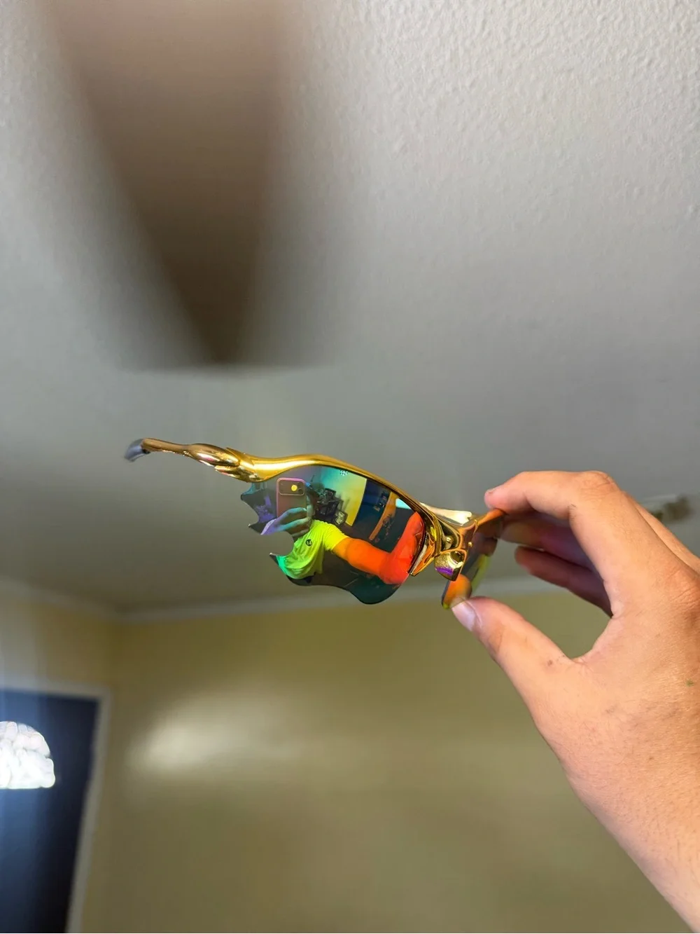 N/A stylish gold